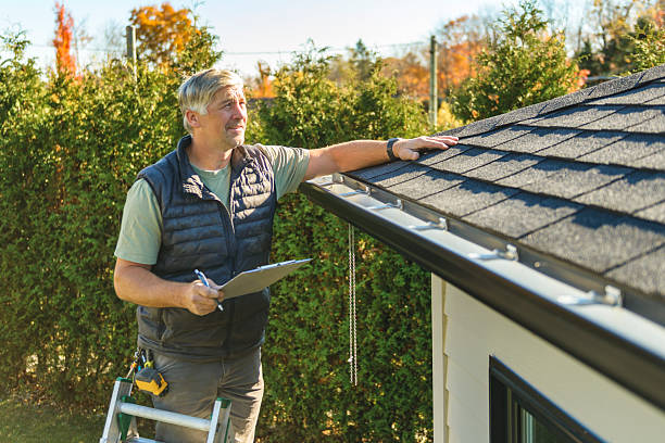 Professional Roof Repair technician working in Mc Coll, SC
